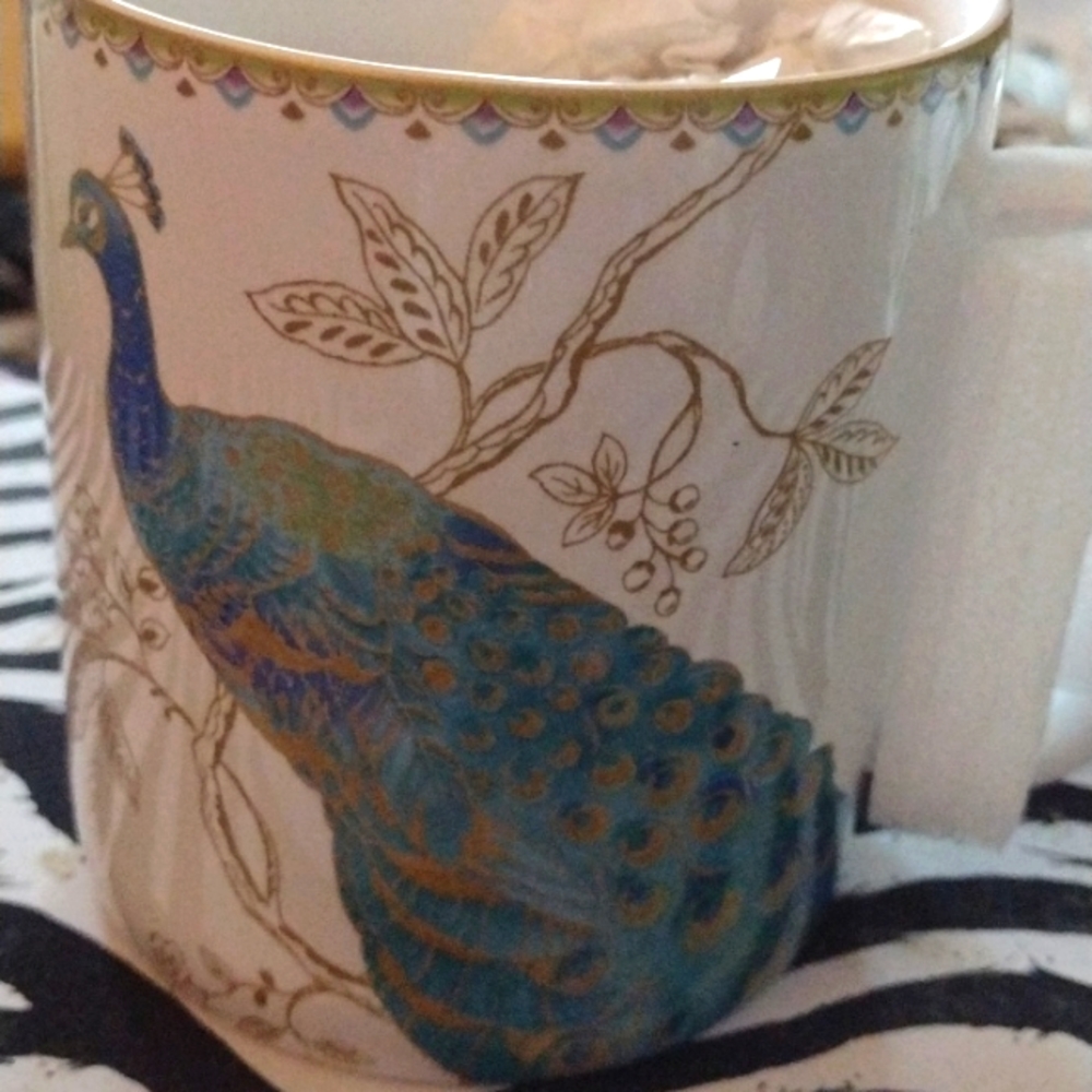 222 FIFTH Mug PTS Intl Peacock Garden Fine Porcelain Dishwasher & Microwave Safe